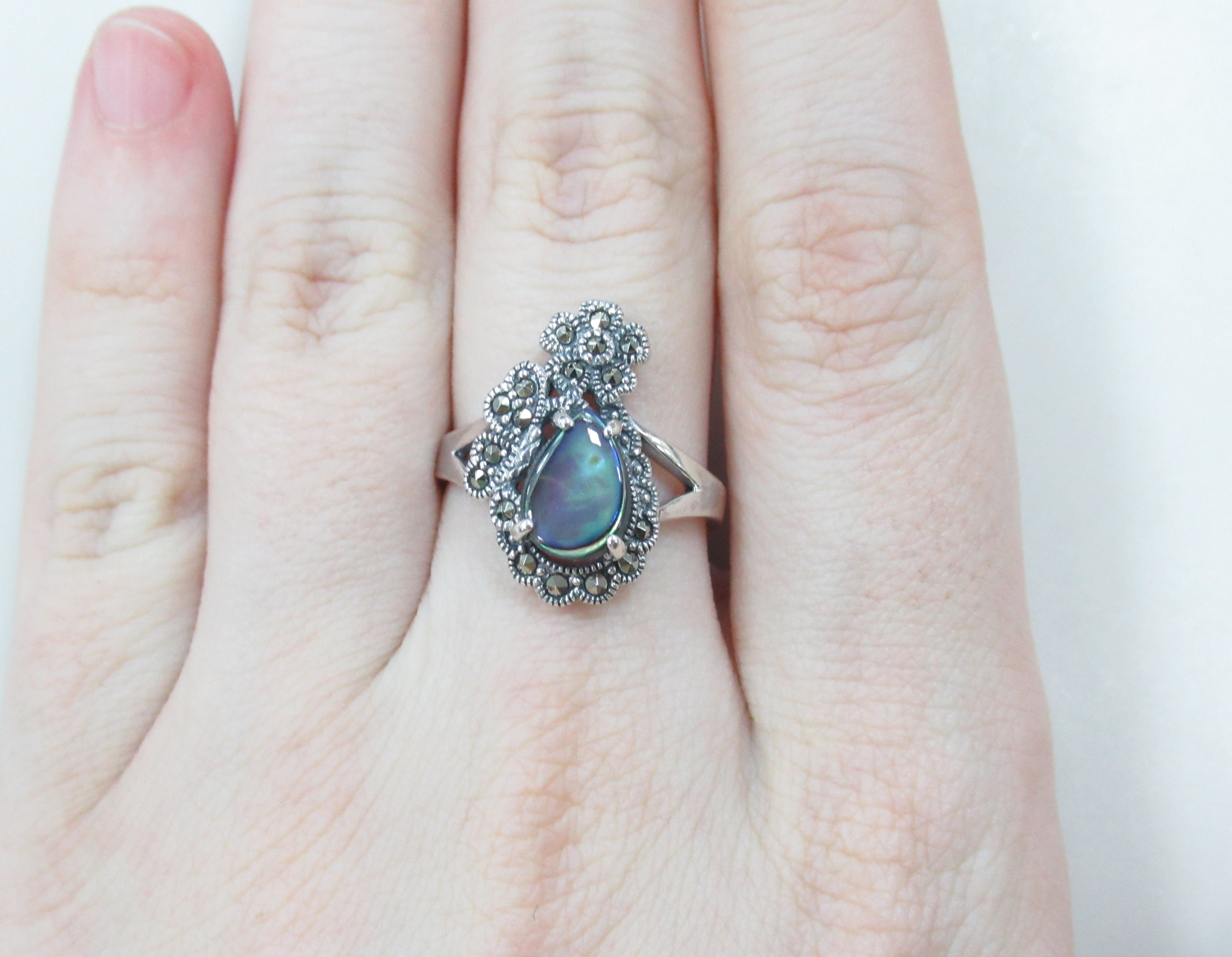 Серебряное кольцо с перламутром абалон